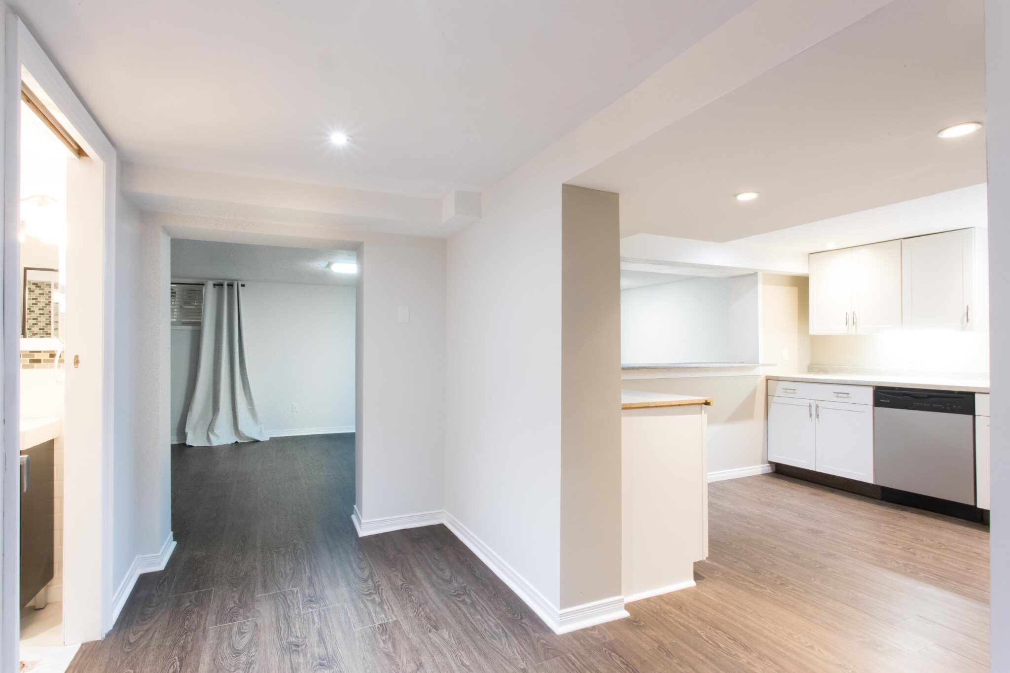 Open-plan view toward the kitchen
